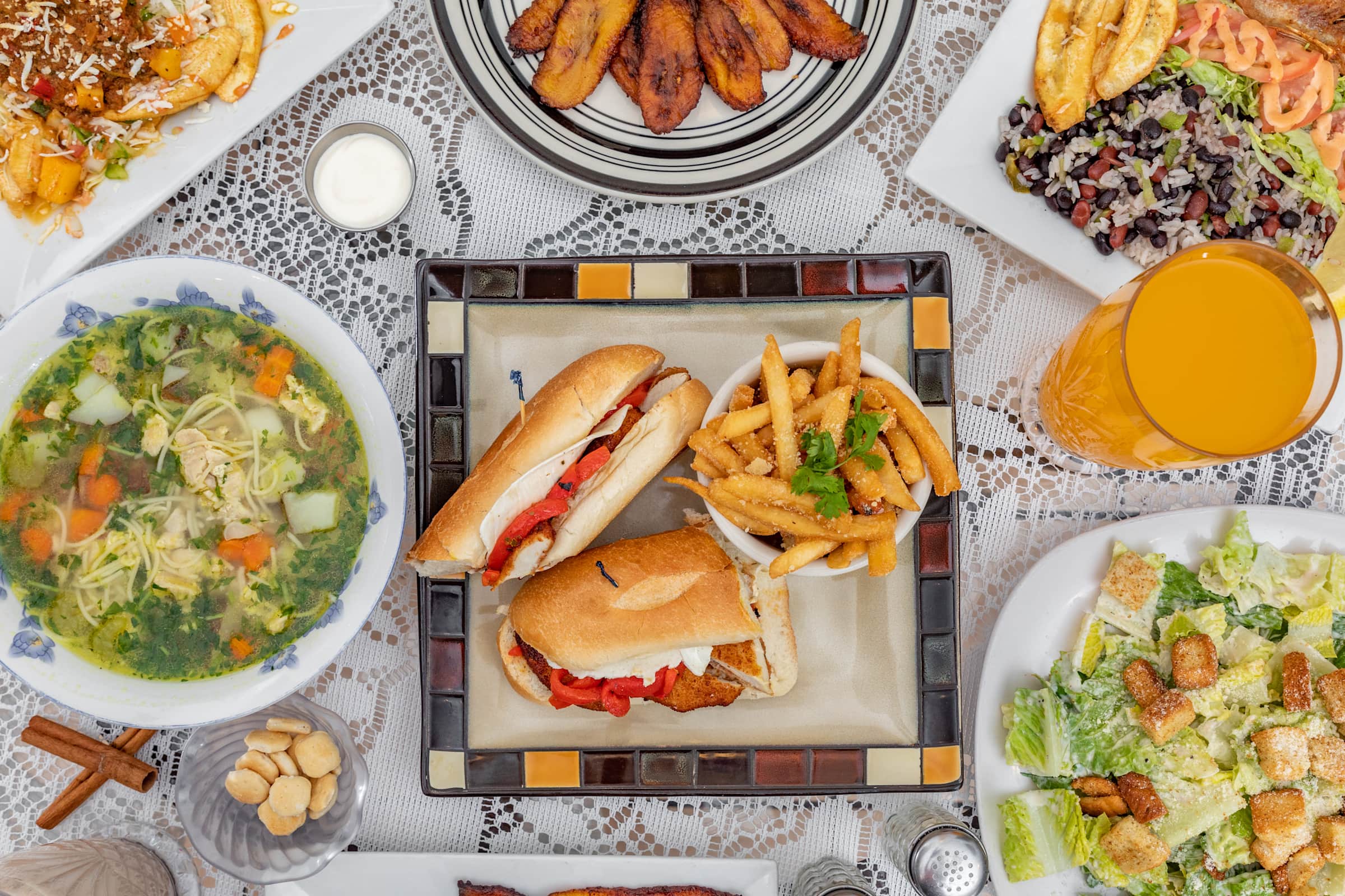 Santini's Deli and Grill Delivery Menu Order Online 2004 Main St