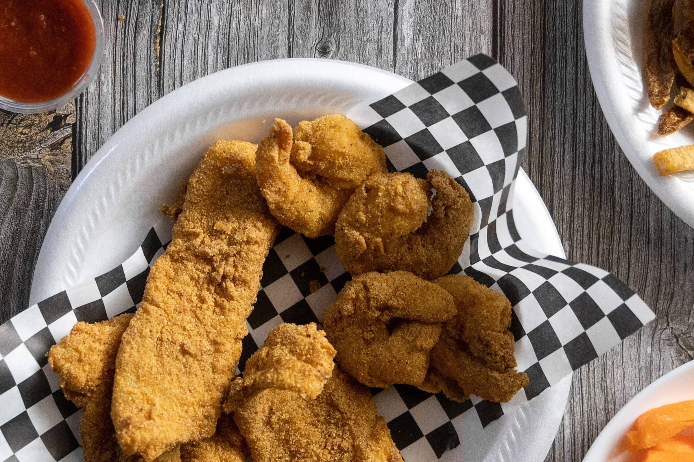 Roco's Hot Wings Delivery Menu Order Online 104 Sandy Oaks Loop