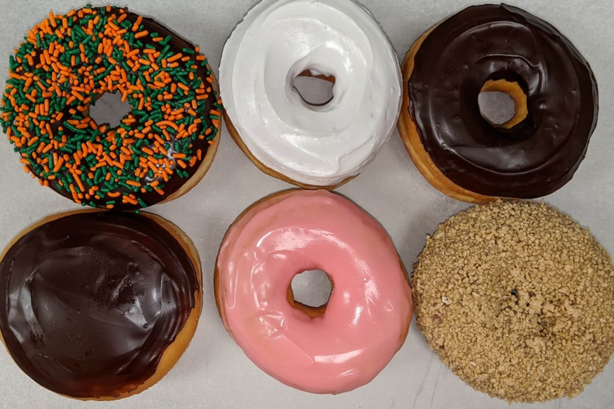 Honey Dew Donuts (Beverly) Delivery Menu Order Online 15 Yankee Division Highway Route, 128