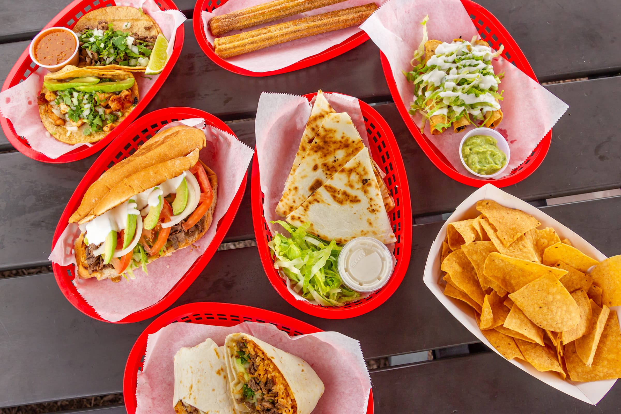 Dos Locos Burritos Food Truck (Gratiot Ave) Chesterfield, MI