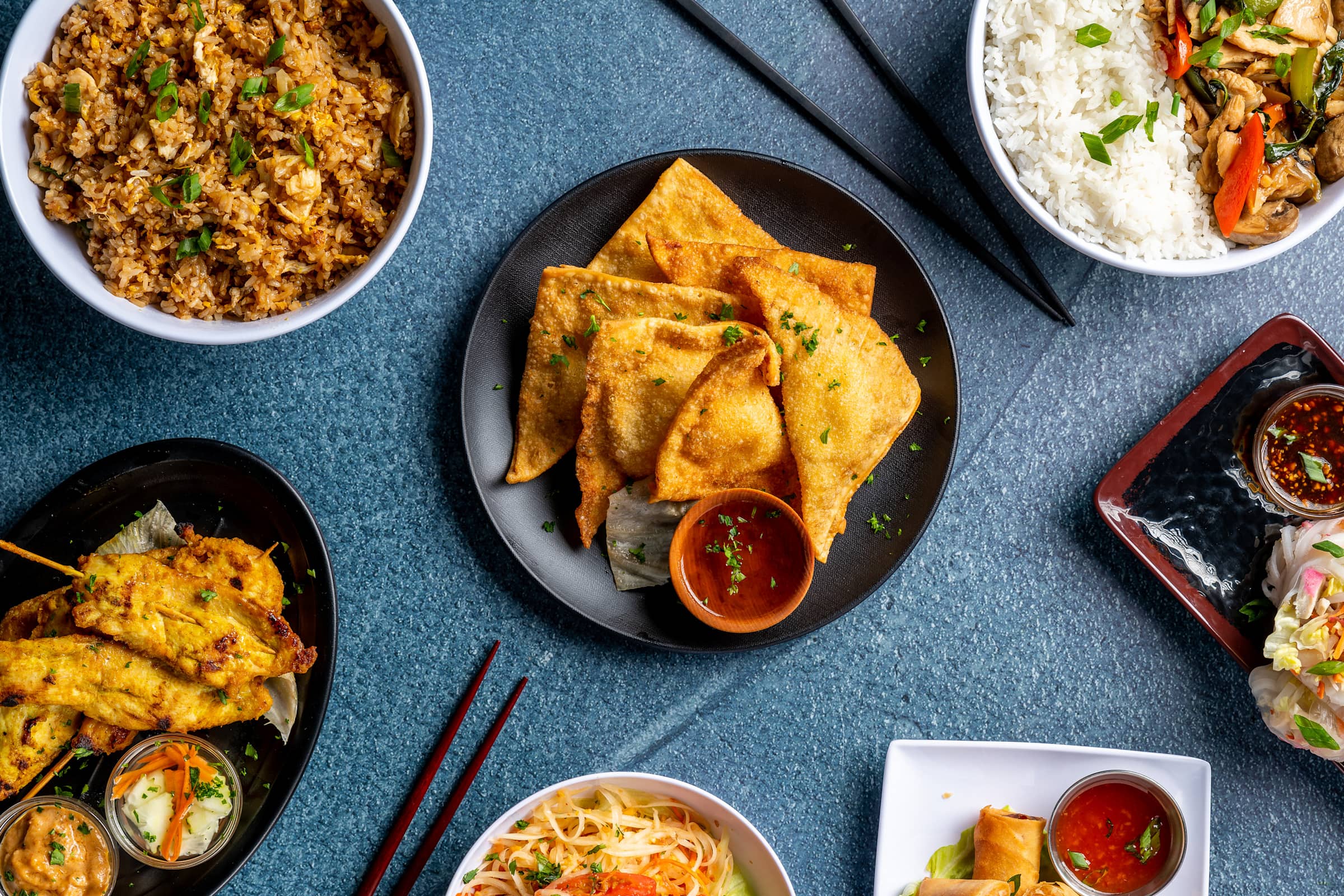 Bangkok Thai Restaurant Delivery Menu Order Online 1104 N