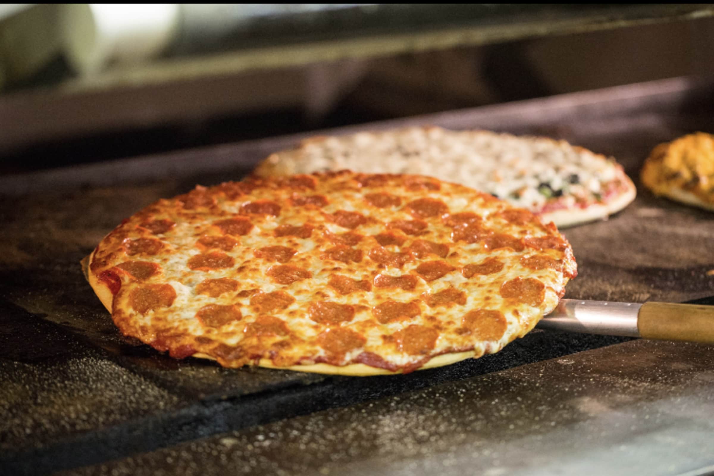 Beggars Pizza Delivery Menu Order Online 4345 Broadway Gary Grubhub