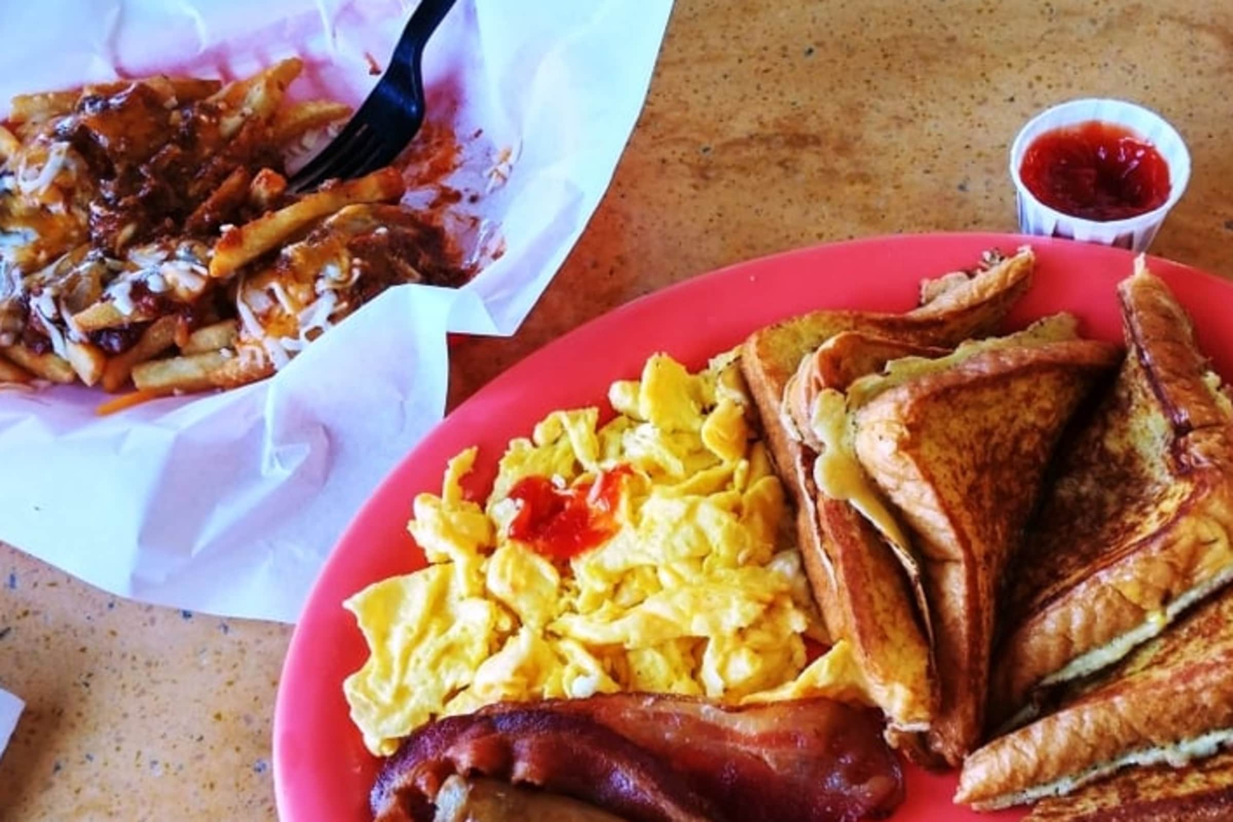 Tom's Jr. Burgers Delivery Menu Order Online 15322 Santa Gertrudes