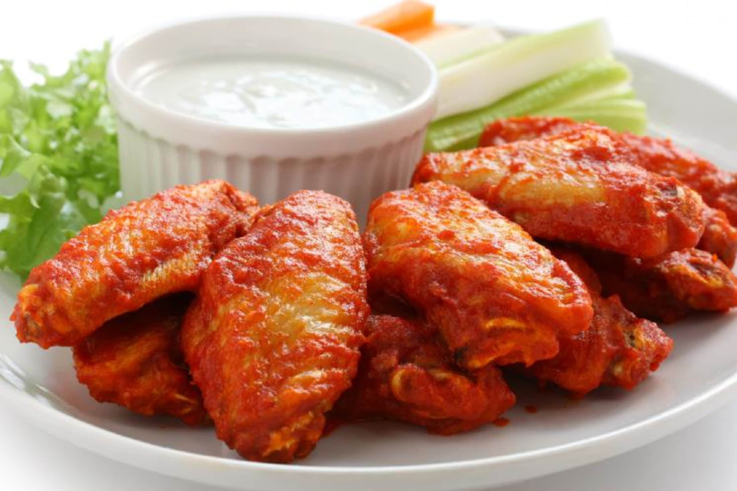 Us Wings & Deli Delivery Menu Order Online 4105 W Beltline Blvd
