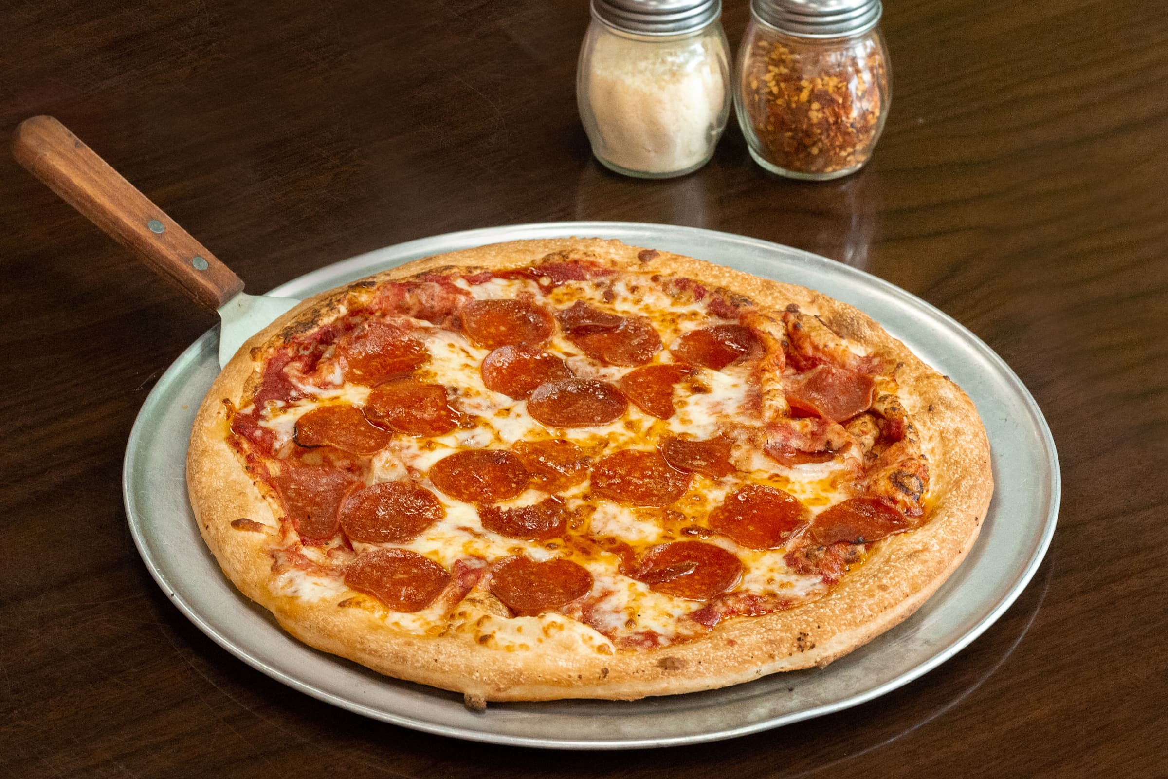 Vino's Pizzeria Delivery Menu Order Online 1629 Stanley Rd