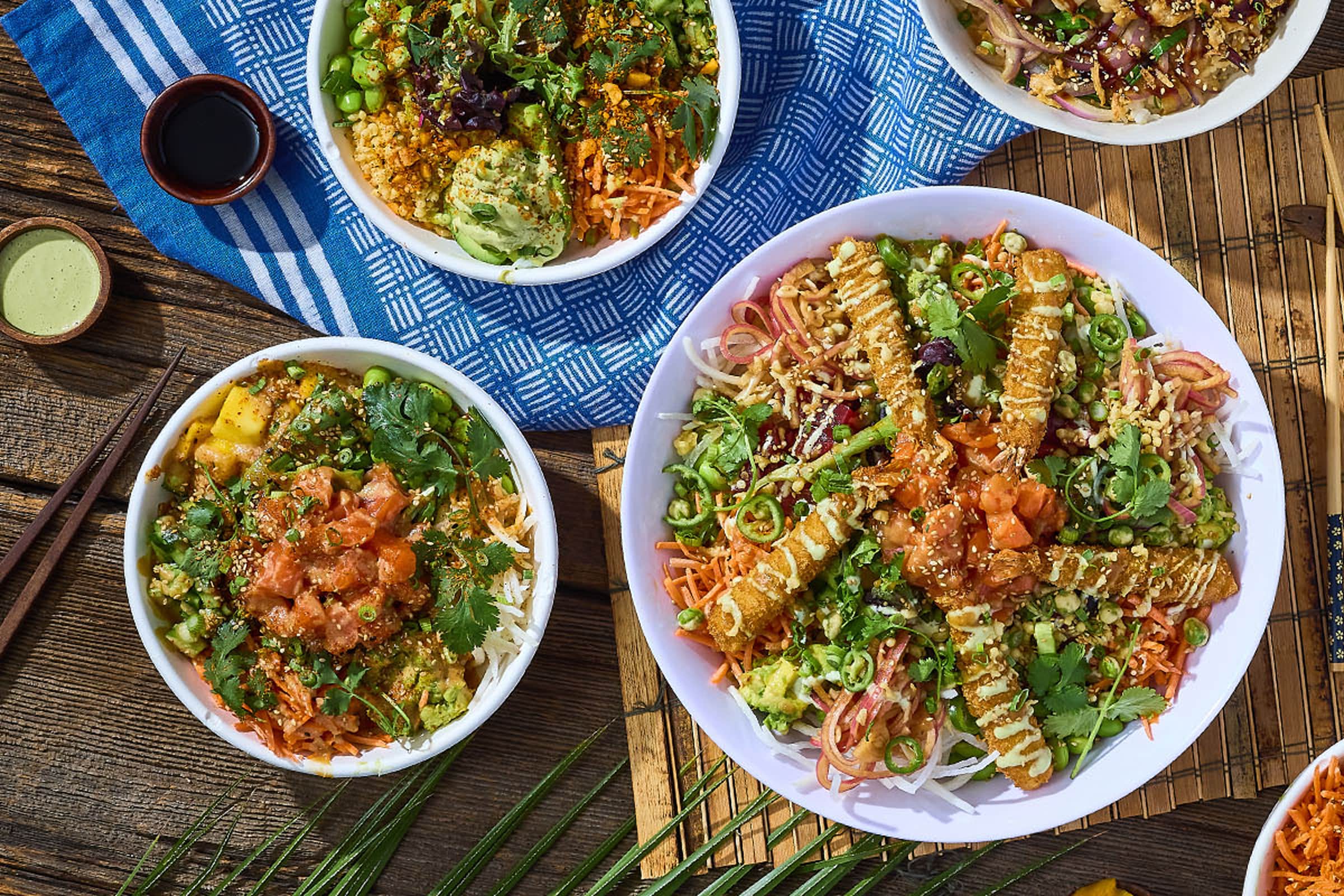 Stonie Bowls Delivery Menu Order Online 189 The Grove Dr Los