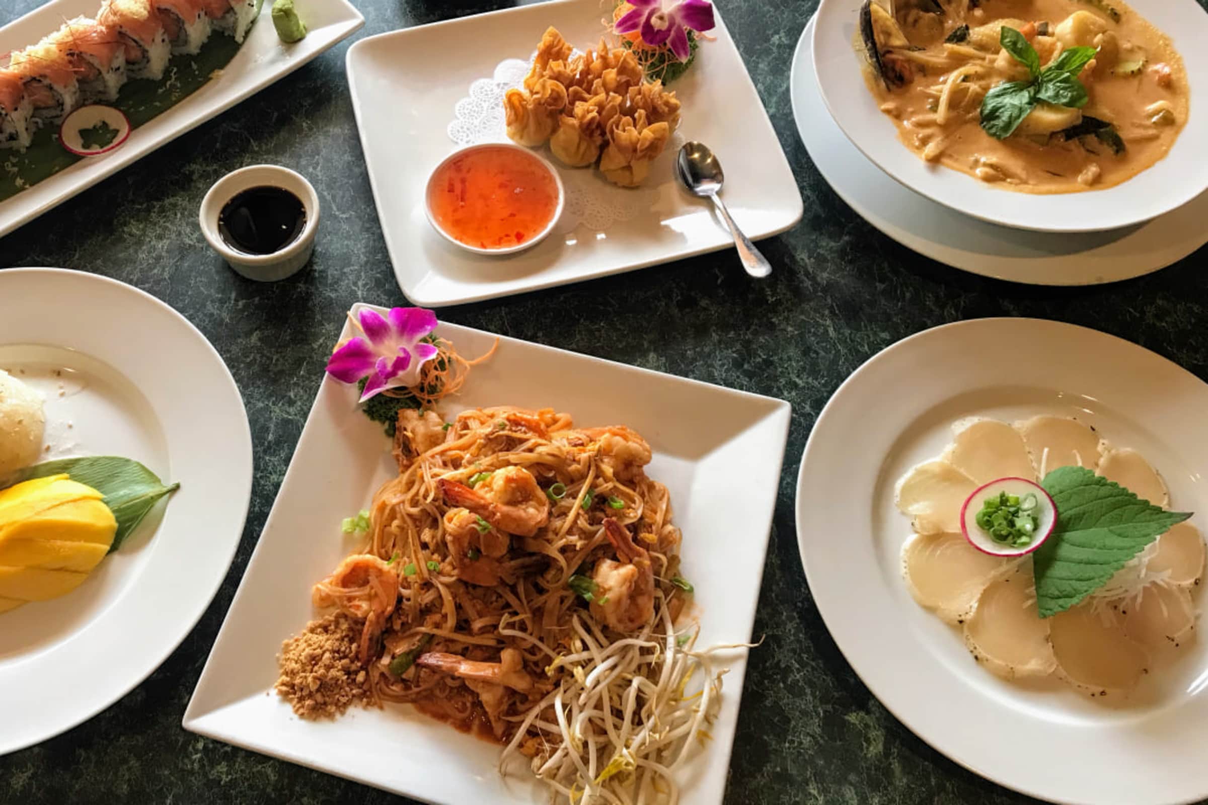 Thai Curry Restaurant Delivery Menu Order Online 6850 N University