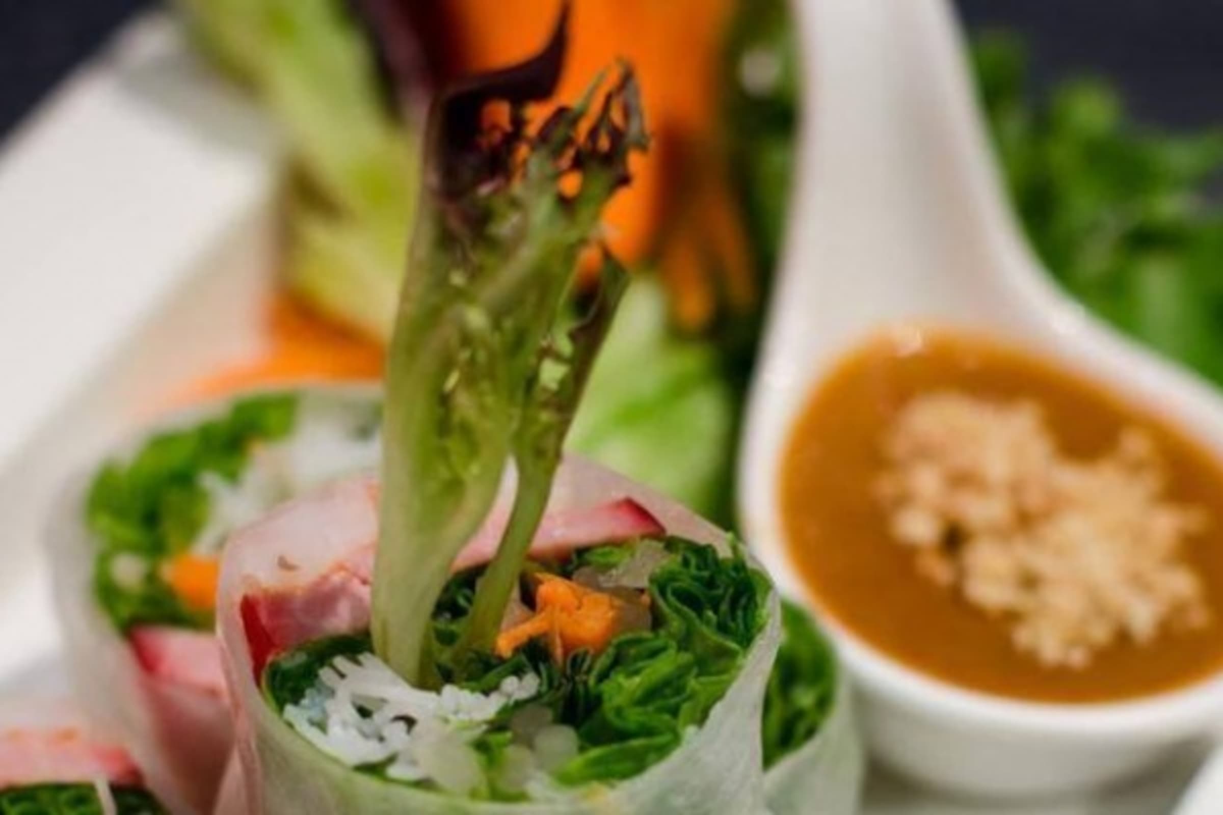 Bai Tong Thai Restaurant Delivery Menu Order Online 14804 NE 24th