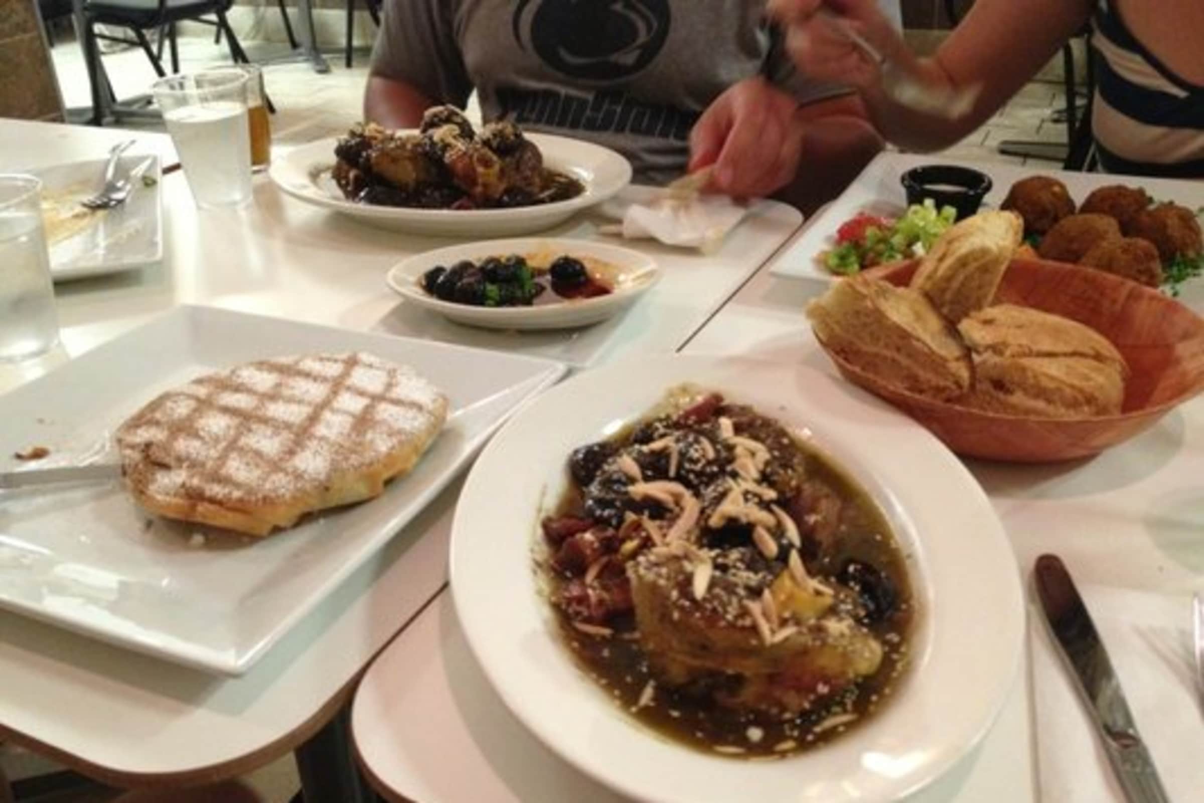 Fettoosh Delivery Menu Order Online 5100 Wilson Blvd Arlington