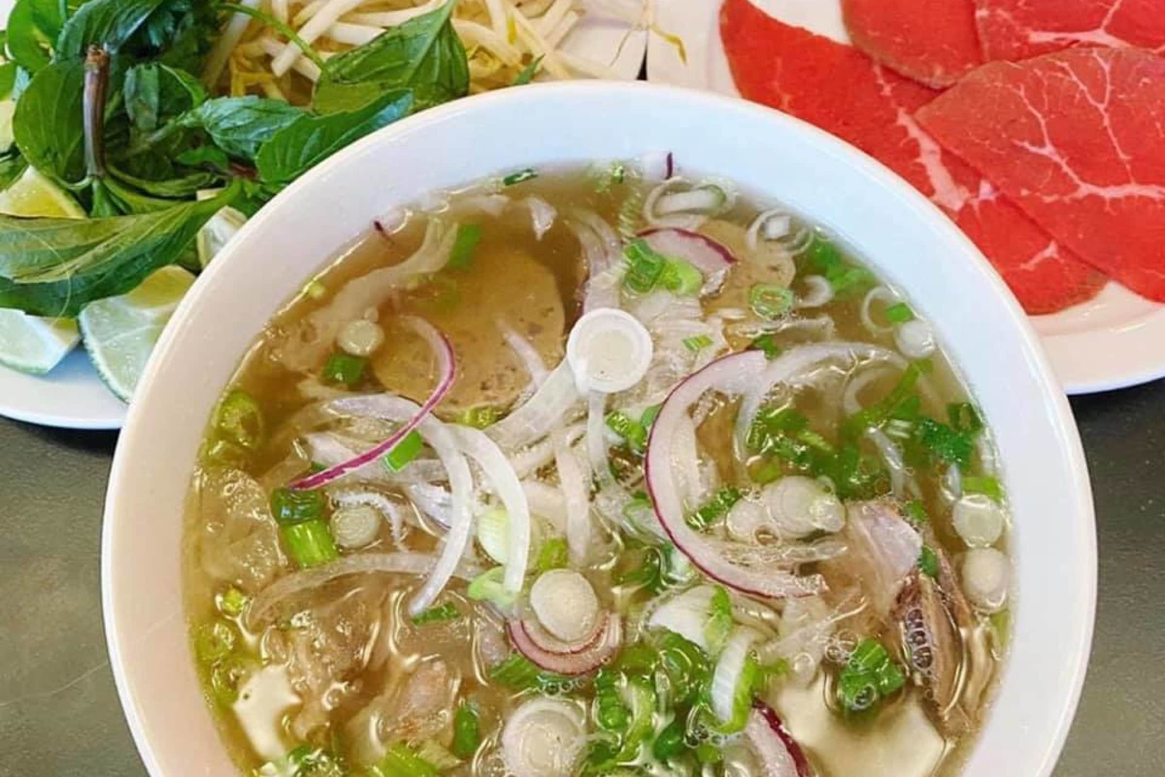 pho real kitchen and bar des moines menu