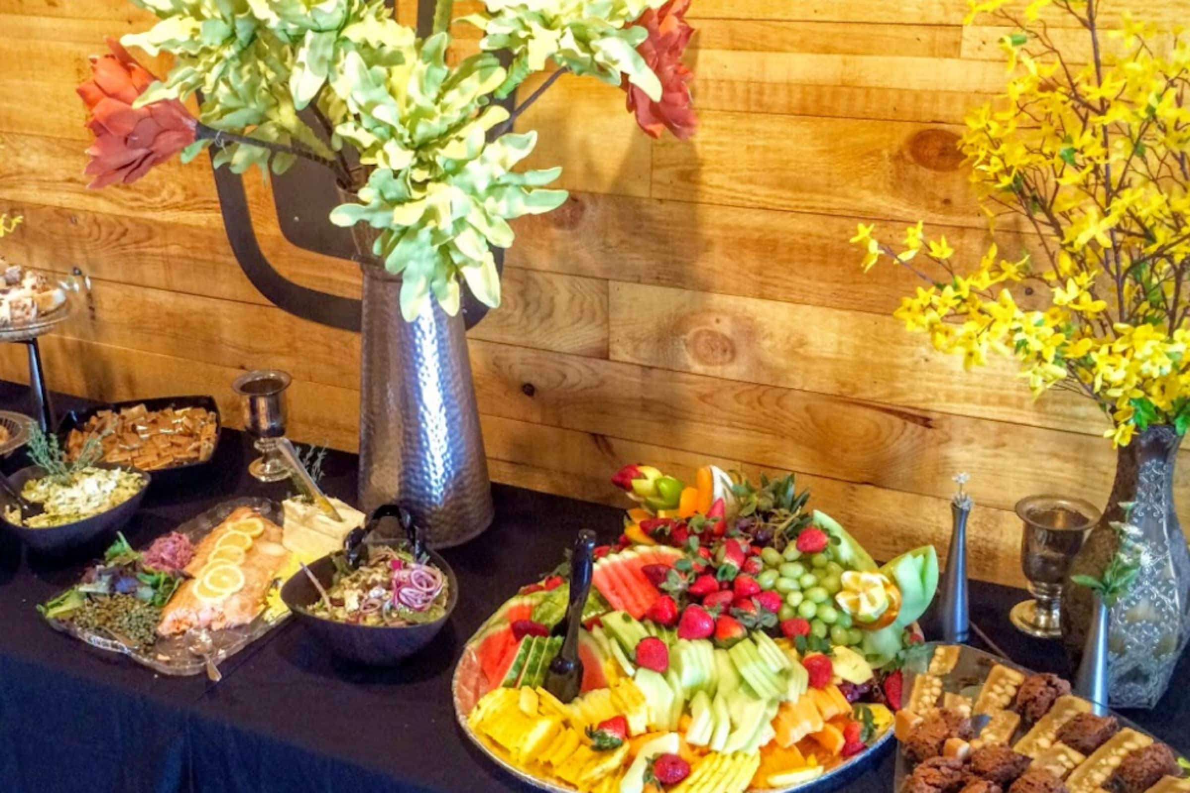 Fork n’ Pint Lake Orion Delivery Menu Order Online 51 n broadway