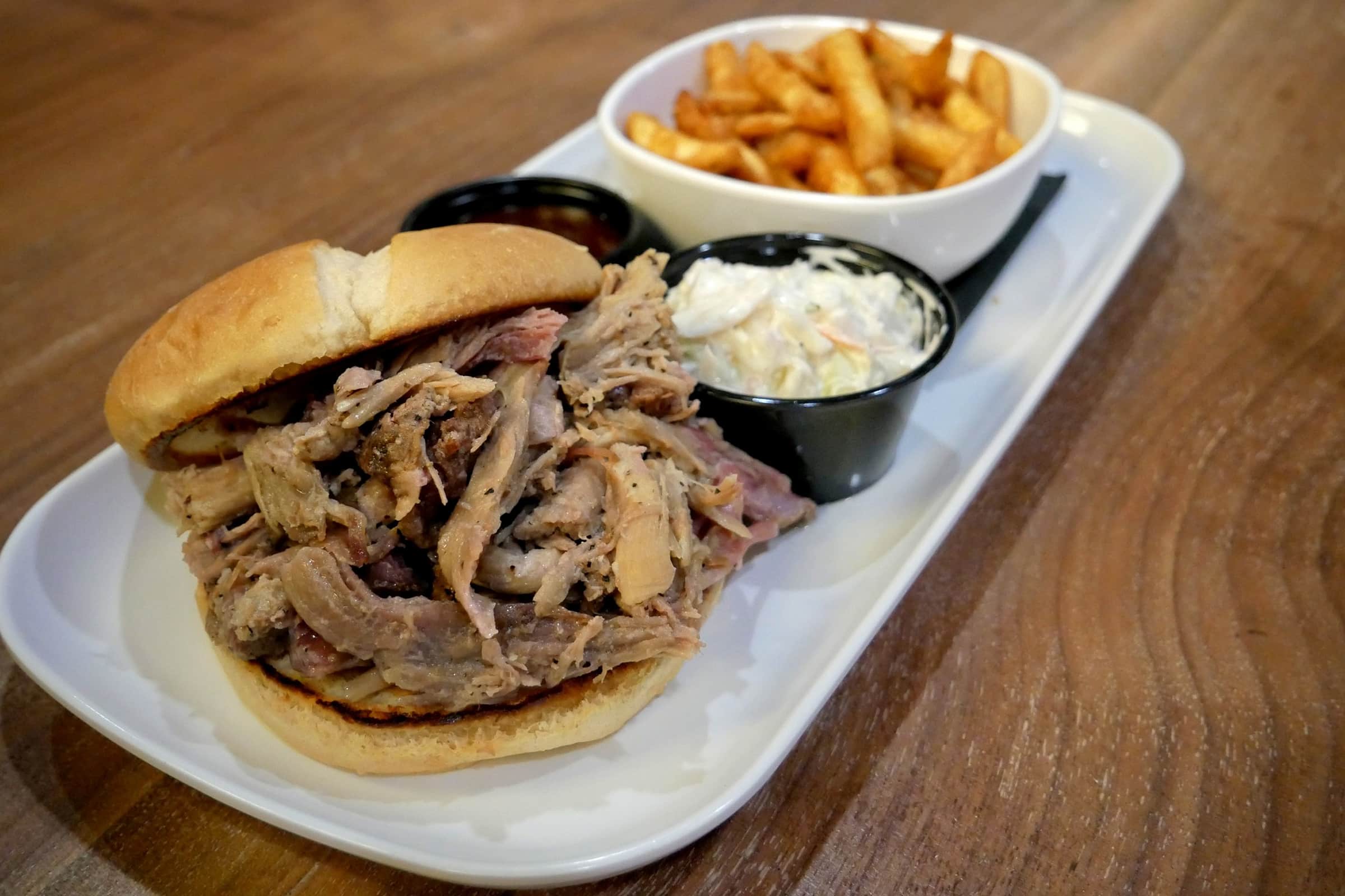 Paws and Pints Delivery Menu Order Online 6218 Willowmere Dr Des