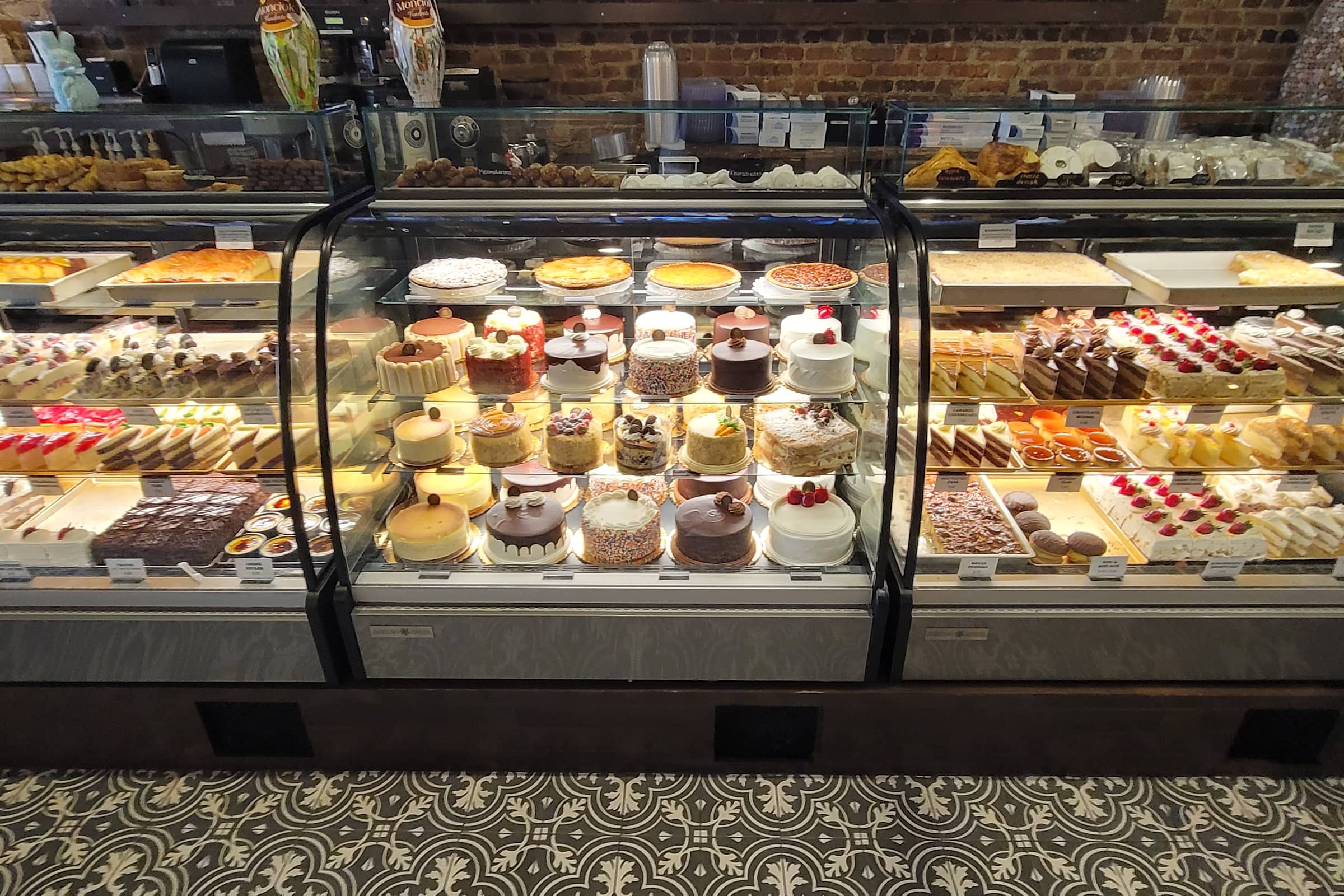 Sugarberry Bakery Rockville Centre, NY Restaurant Menu + Delivery