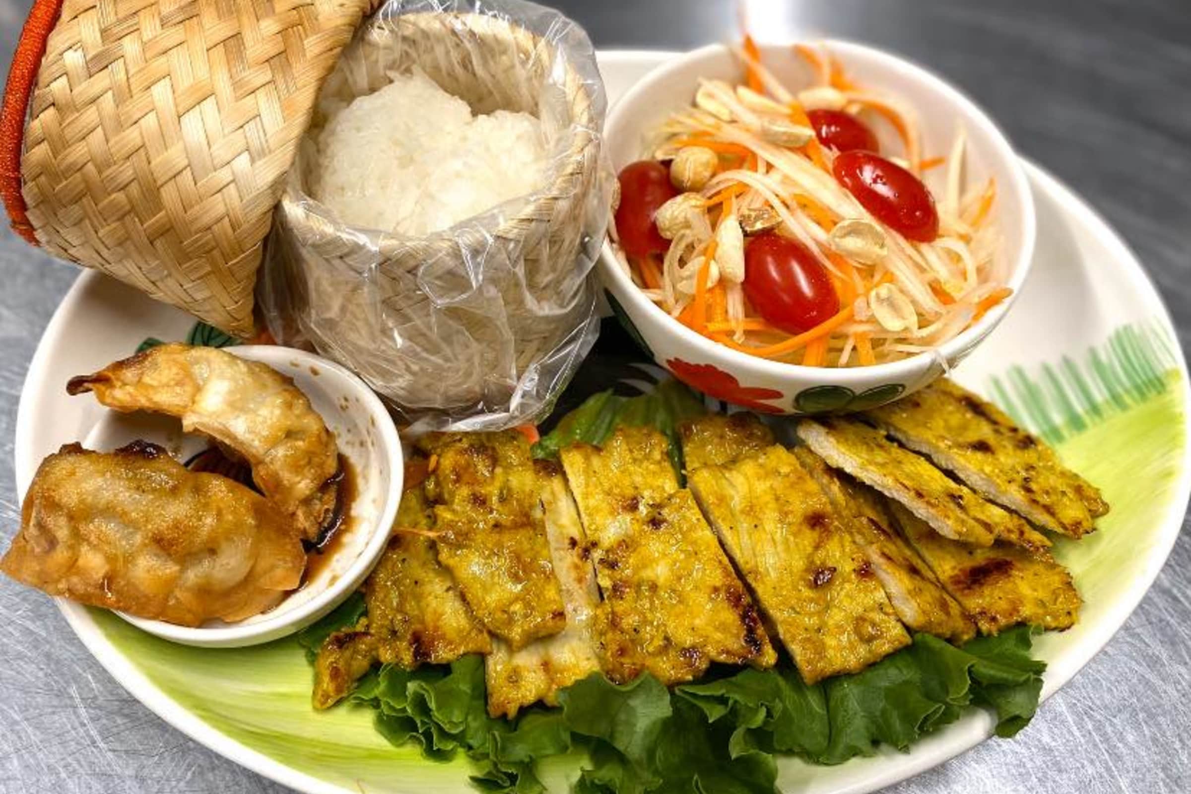 Lime Leaf Thai Bistro Delivery Menu Order Online 32 4th St Troy