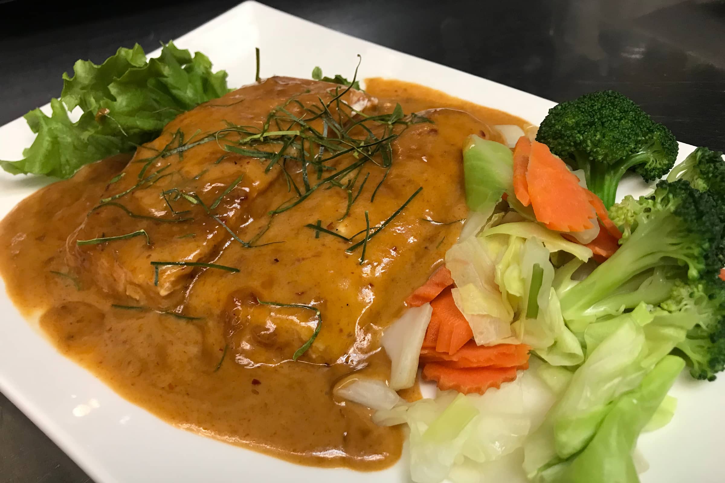 Thailand Restaurant Delivery Menu Order Online 950 10th St Modesto 