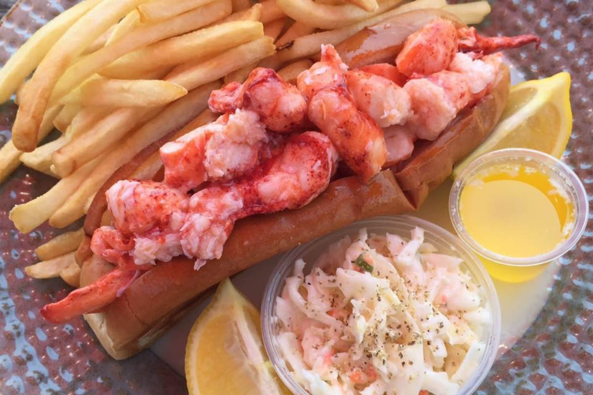 The Lobster Hut Delivery Menu Order Online 826 Bridgeport Ave