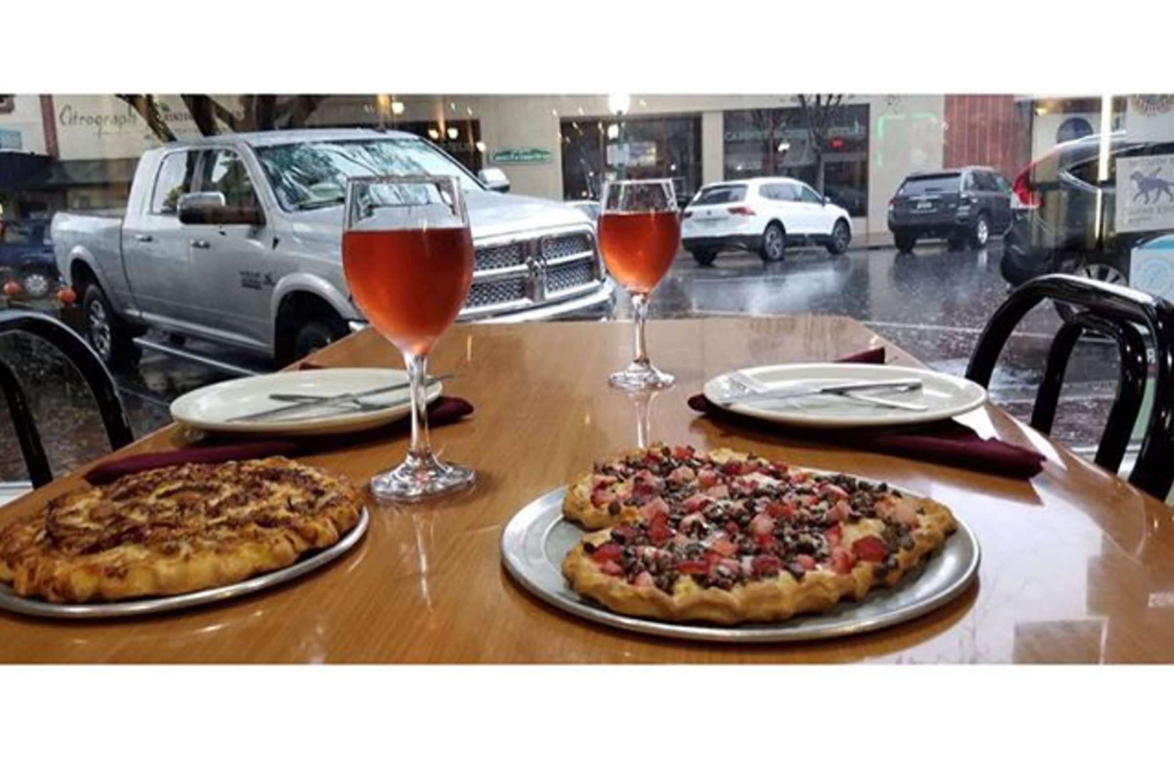 The Gourmet Pizza Shoppe Delivery Menu Order Online 120 E State St