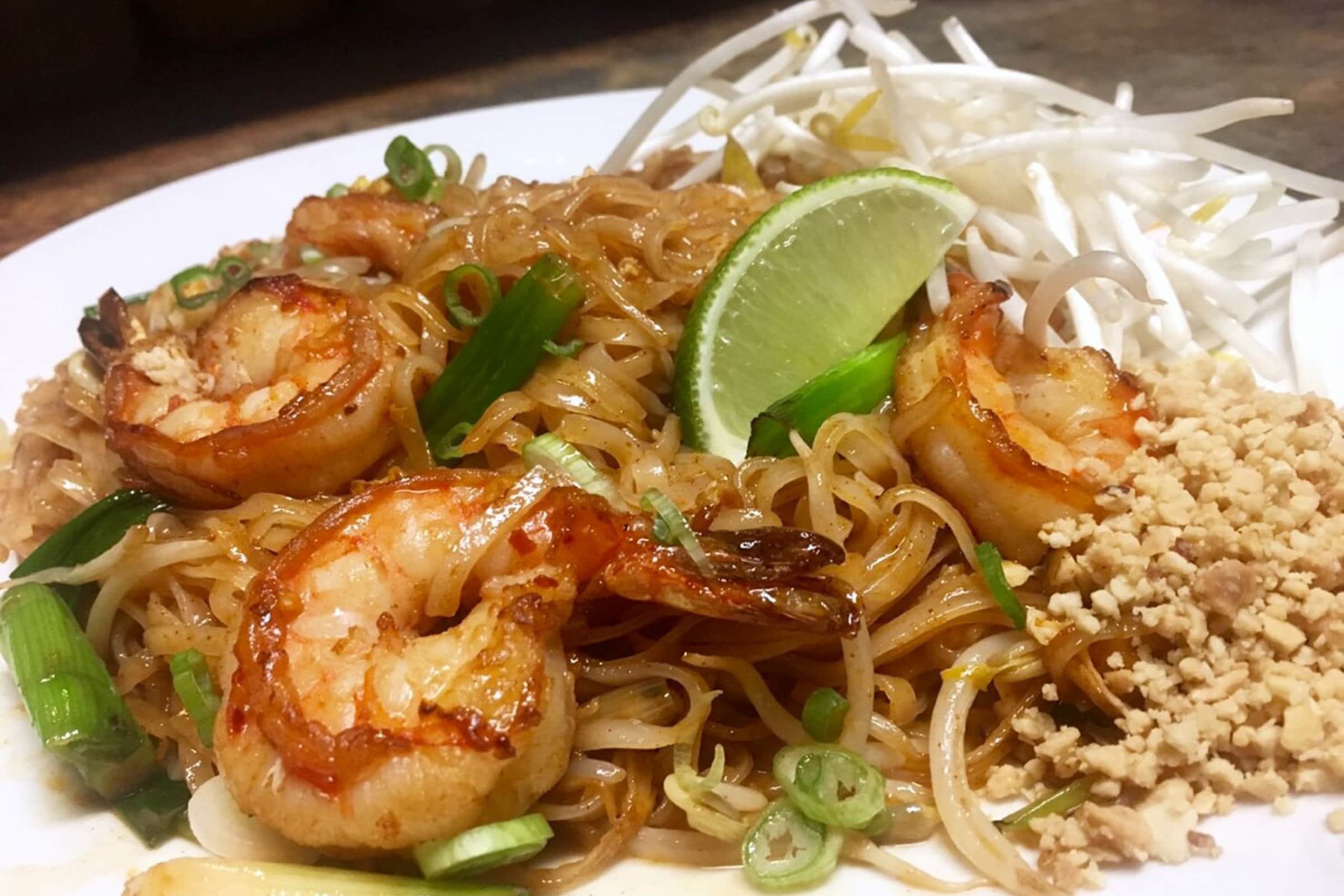 The Patio Fine Thai Cuisine Delivery Menu Order Online 524 15th Ave