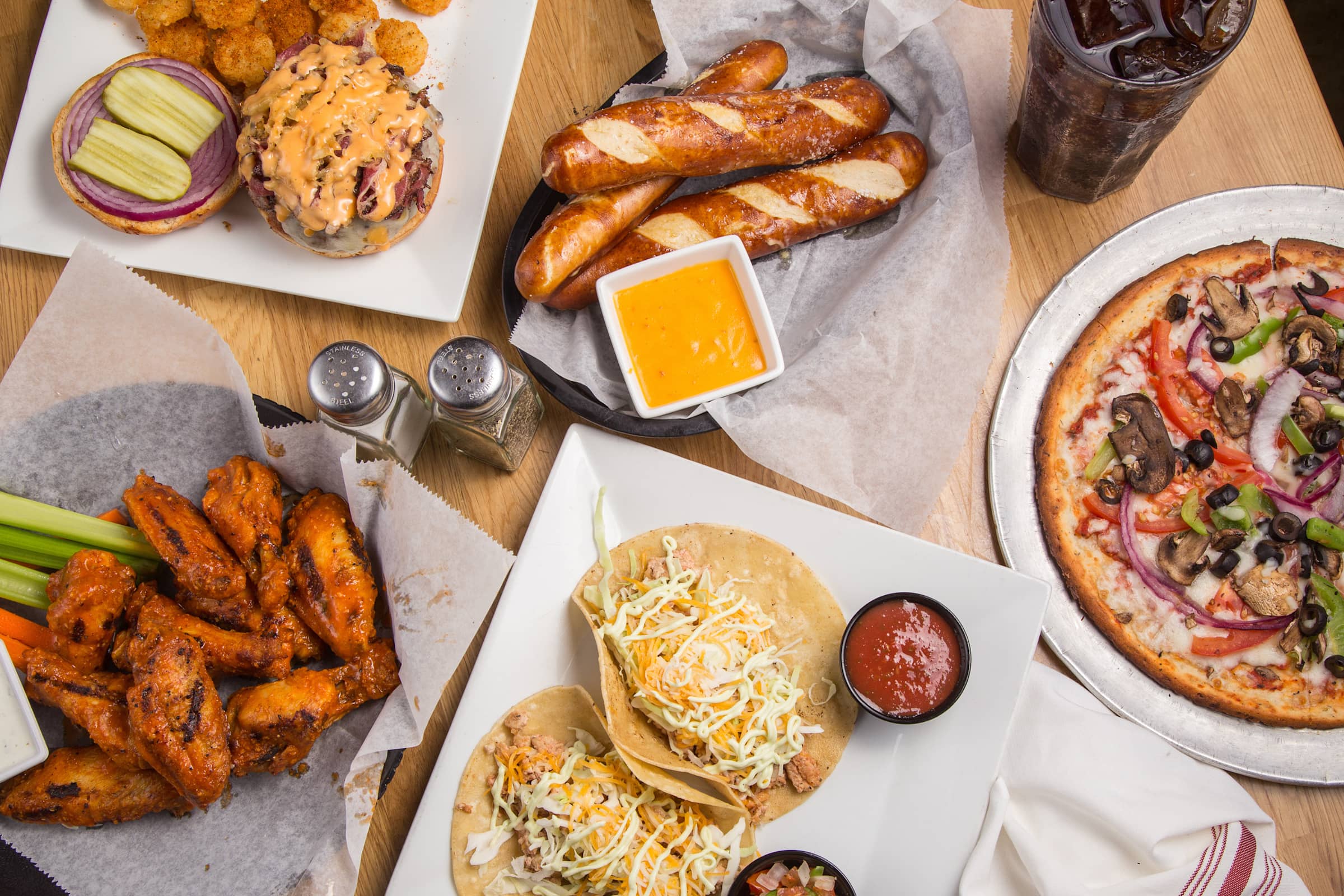 Philly's Sports Bar & Grill Delivery Menu Order Online 4855 E