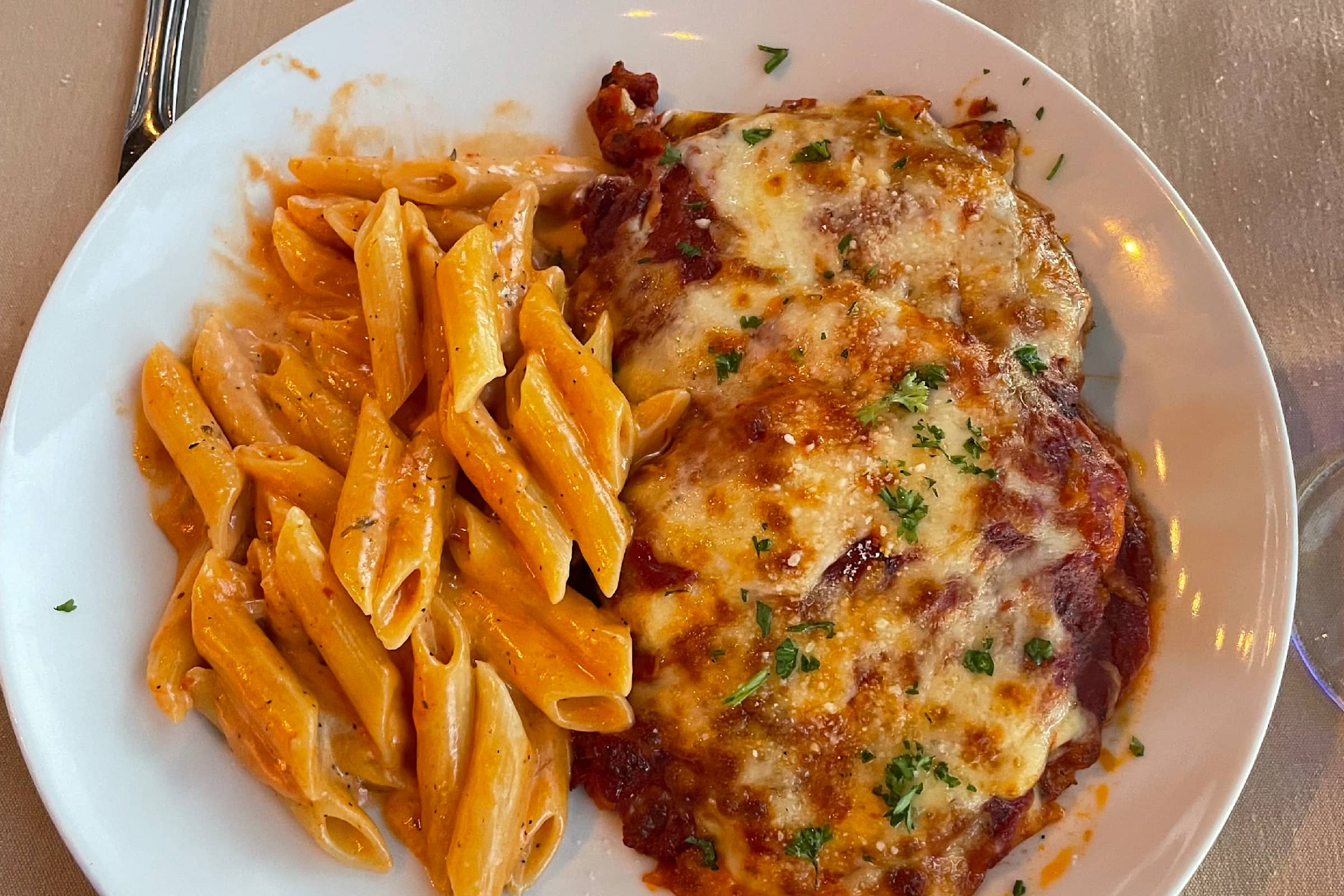 Amici Restaurant Avon Ct - z555m47