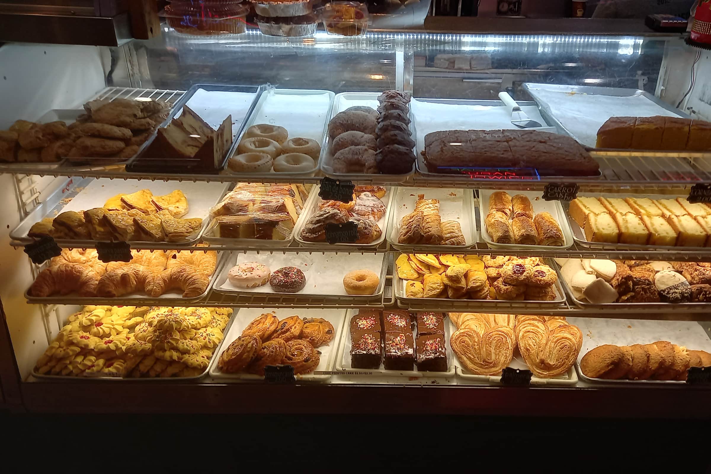 5 Estrellas Bakery & Cafe New York, NY Restaurant Menu + Delivery