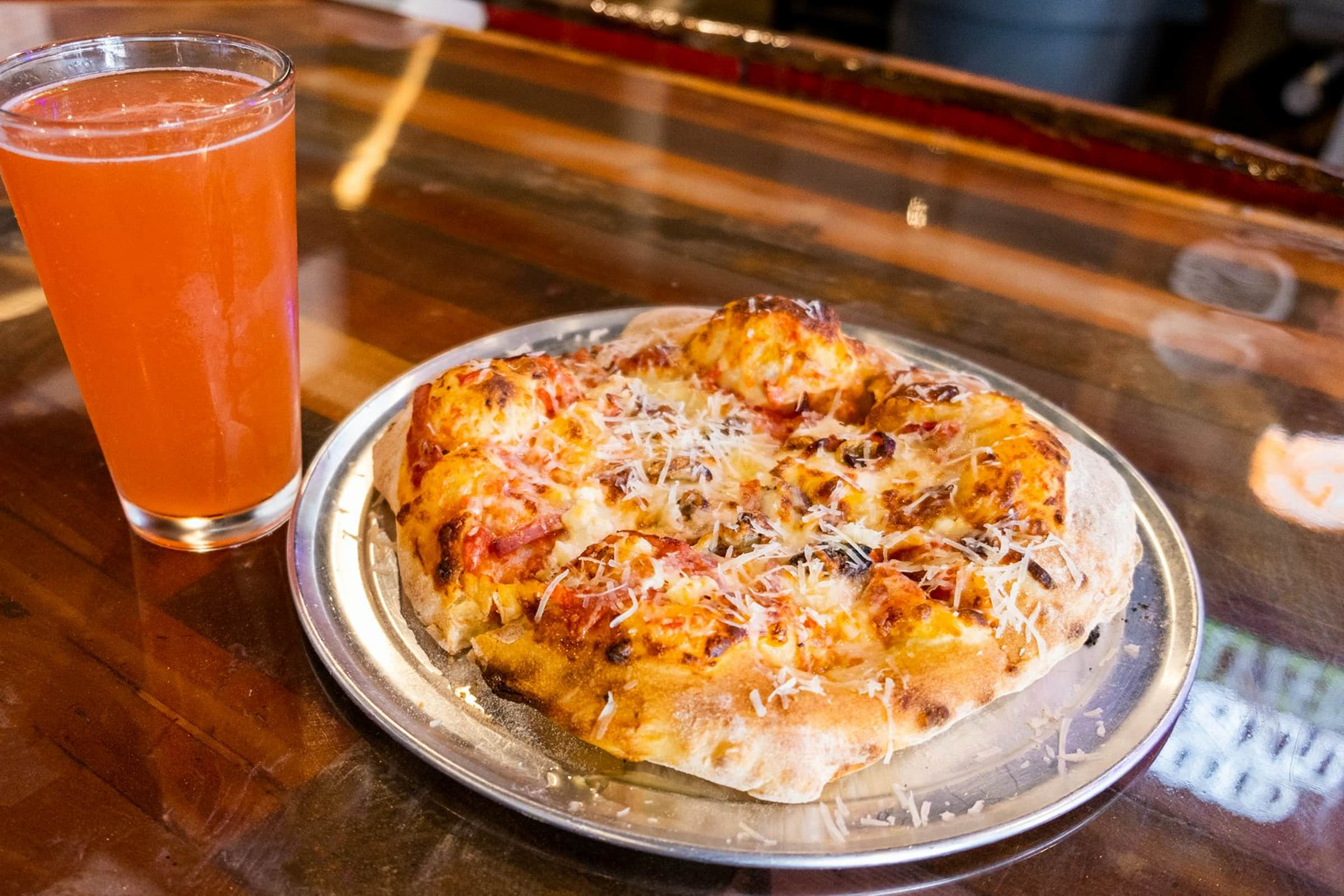 Pizza Pub Clarksville Va - 1s2nueb