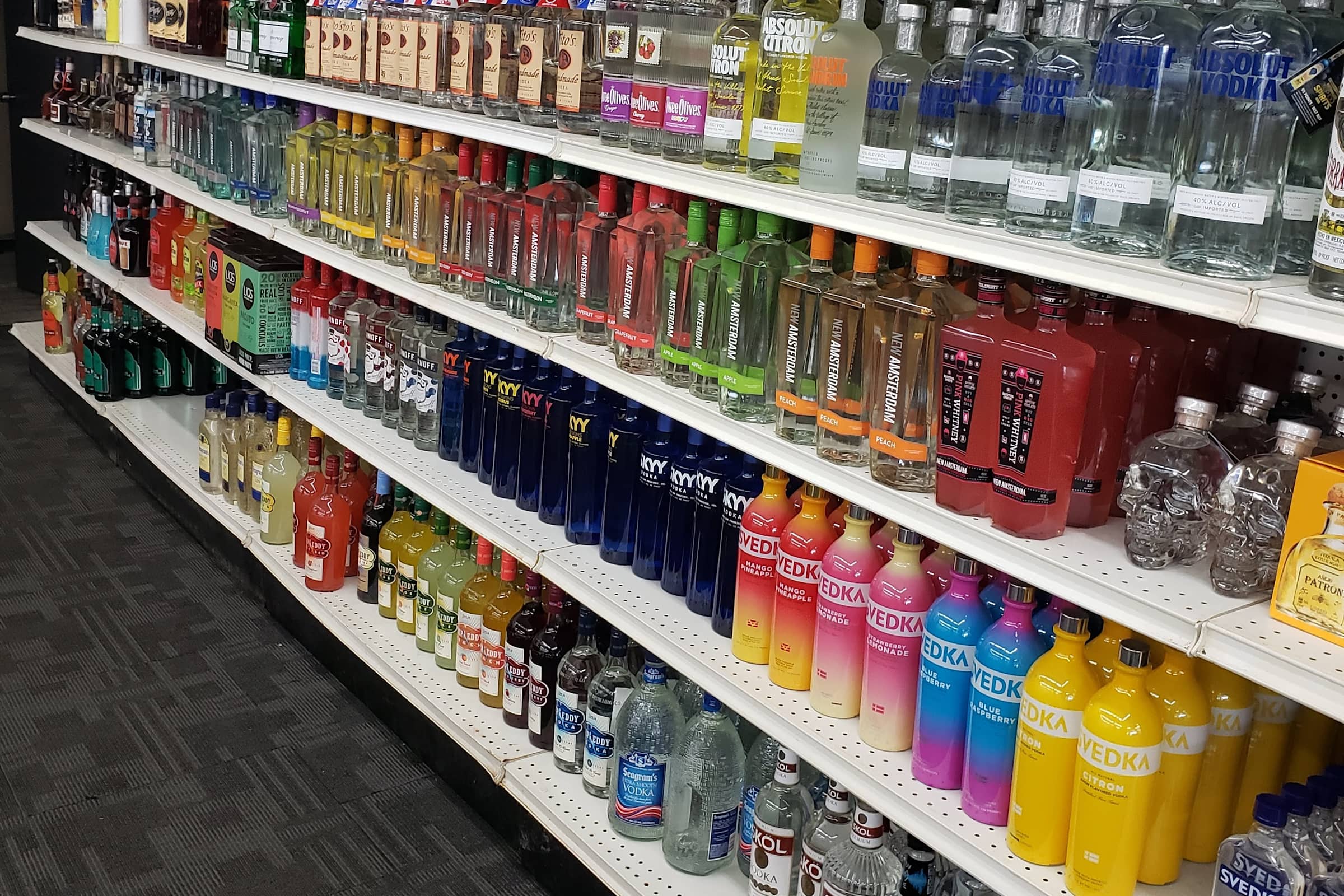 Townline Liquor & Wines Delivery Menu Order Online 2852 W Henrietta