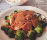 Order Pad Praram food online from Tuppee Tong Thai Restaurant store, Muncie on bringmethat.com