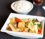 Order Kaeng Khio Wann (Green Curry) food online from Tuppee Tong Thai Restaurant store, Muncie on bringmethat.com