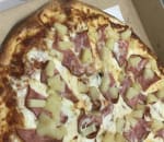 Order Hawaiian (Aloha) Pizza food online from Flight Deck Pizzeria store, Anchorage on bringmethat.com