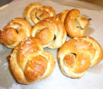 Order 6 Pieces Pizzano's Garlic Knots food online from Pizzano's Pizza & Grinders store, Haines City on bringmethat.com