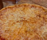 Order Traditional Cheese Pizza food online from Trattoria Ravello store, Englishtown on bringmethat.com