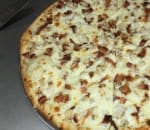 Order Spicy Chicken Pizza food online from Flight Deck Pizzeria store, Anchorage on bringmethat.com