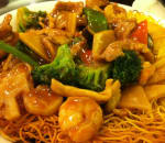 Order House Special Pan Fried Noodle food online from Danny's Szechuan Garden store, Howard Beach on bringmethat.com