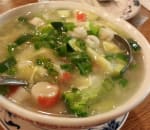 Order Seafood Supreme Soup food online from Danny's Szechuan Garden store, Howard Beach on bringmethat.com
