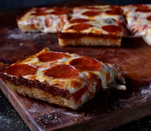 Jet's Pizza Delivery Menu | Order Online | 8910 W 8 Mile Rd ...