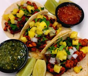 La placita 2025 taco grill