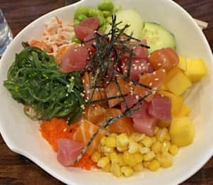 Yummy Poki Offers Poke Bowls, Sushi & More - Rutherford Source