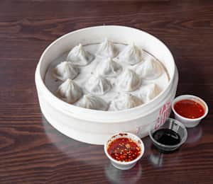 Reviewing Xiao Chi Jie's Frozen Soup Dumplings That Are Available  Nationwide