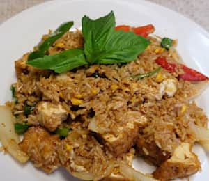 Giggling Rice Thai To Go Delivery Menu | Order Online | 1009 Beacon St ...