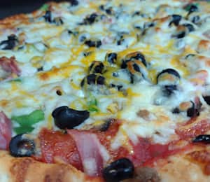 Pizza, Stromboli, Subs, Wings, Salads - Papas Pizza