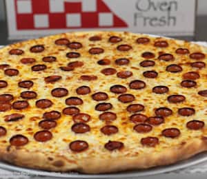 Lucci's pizza hot sale