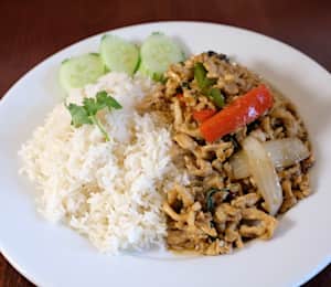 Giggling Rice Thai To Go Delivery Menu | Order Online | 1009 Beacon St ...