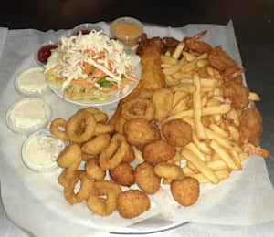 Liquori s Pizza Delivery Menu Order Online 659 Westfield St