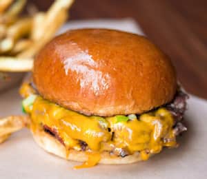 The Melt 7th Figueroa LA Delivery Menu Order Online 735 S