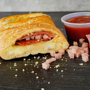 Romeo's Pizza - Columbus, OH Restaurant | Menu + Delivery | Seamless