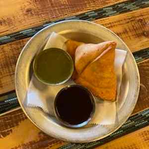 chapati★ Ruvati Fiore Farmhouse Apron Front 33-in x 18-in Emerald