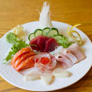 インザ寿司 ゼックスウエスト 炙り焼き＆寿司 アン （XEX WEST / aburiyaki