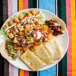 Que Ricos Fresh Mexican Kitchen Delivery Menu | Order Online | 12940 ...