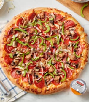 Romeo's Pizza - Columbus, OH Restaurant | Menu + Delivery | Seamless